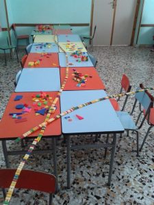 banchi della scuola dell'infanzia di Riposto (1)